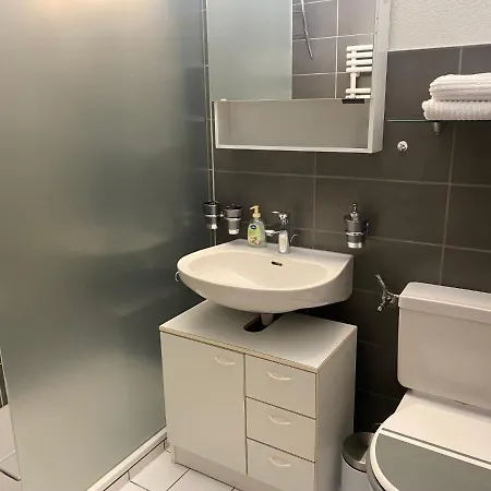 Velan 315 By Interhome * 莱斯克伦斯